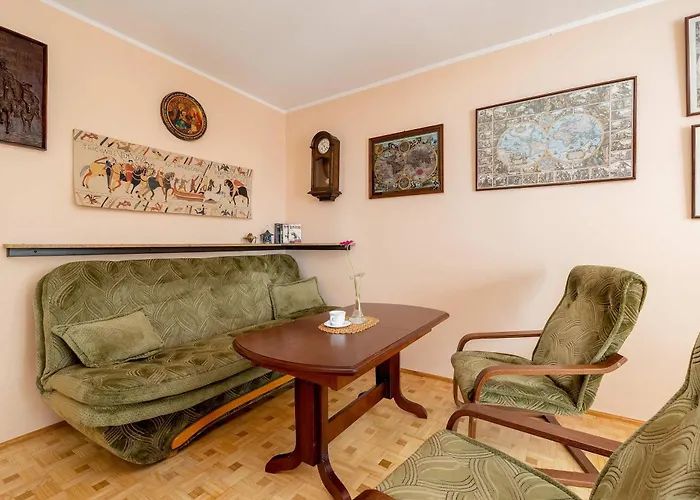 Appartamento Czarnieckiego Atmospheric In By Renters *